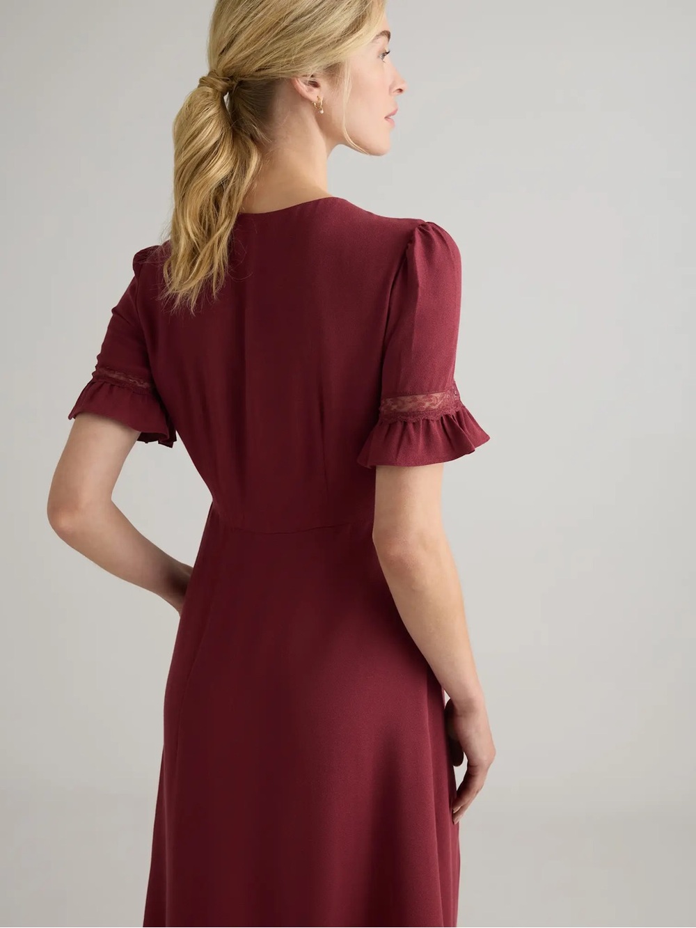Lightweight Crepe Lace Inset Midi Dress - Picture 3 of 7